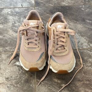 Sorel Women's Tan and Pink Sneakers